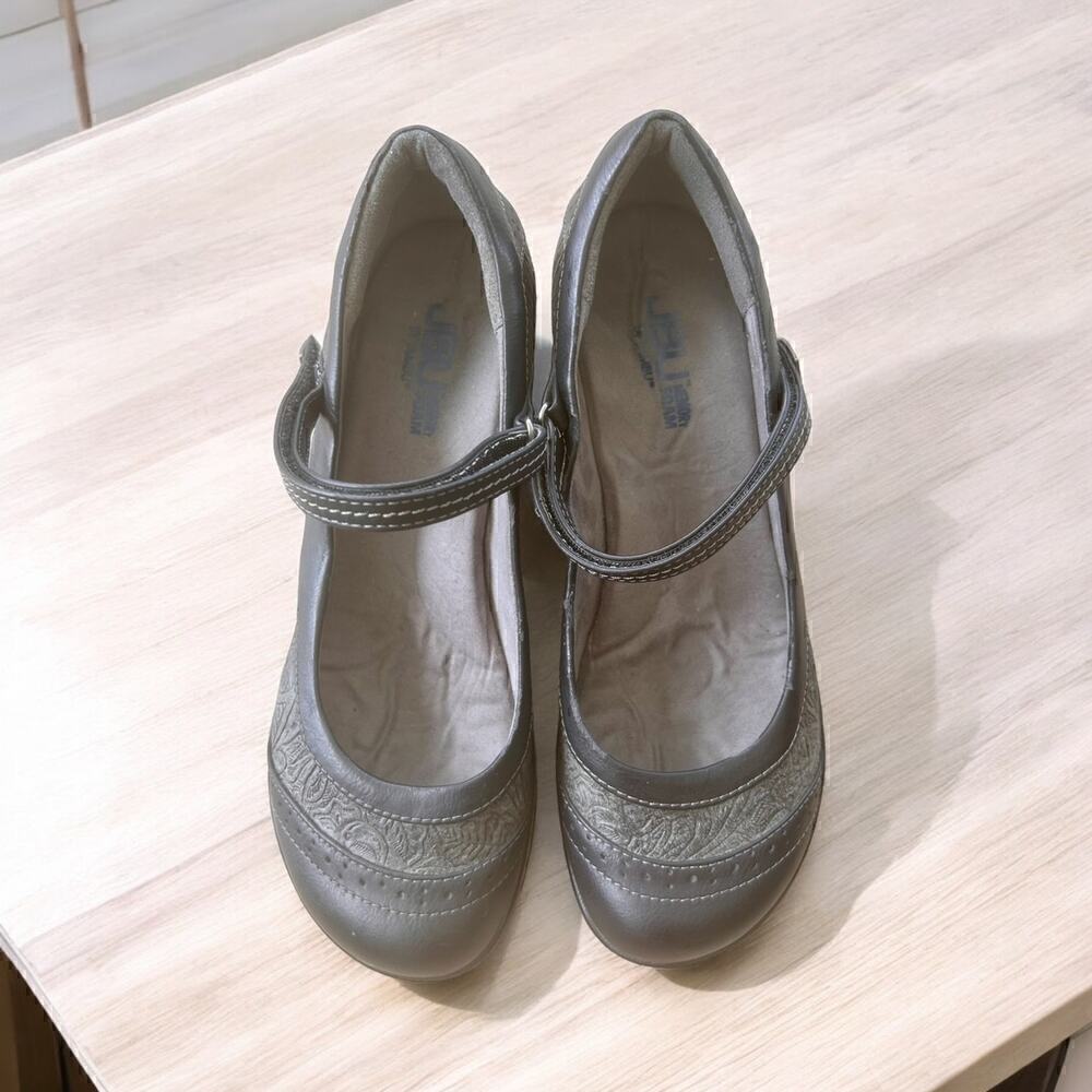 JBU by Jambu Memory Foam Mary Jane Wedges Size 6.5 Medium